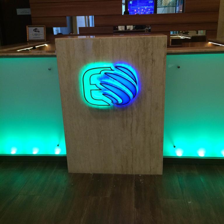 Everest International Hotel Dubai Luaran gambar